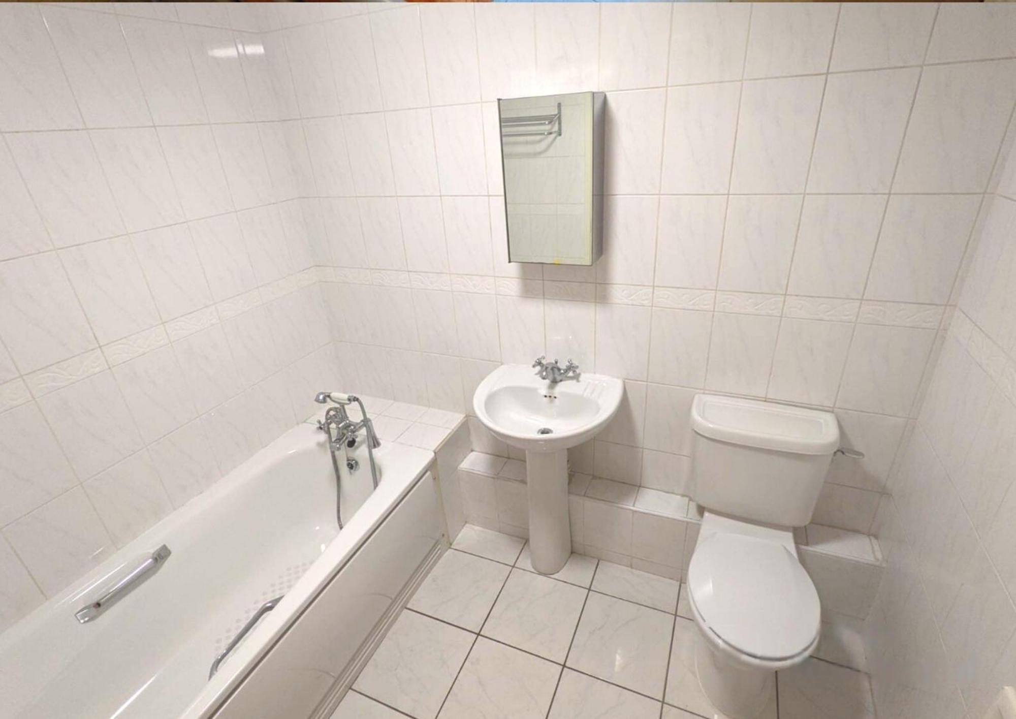 Apartment 2 Bed Centre Apt, Free Parking - Clock, Customs House Belfast
